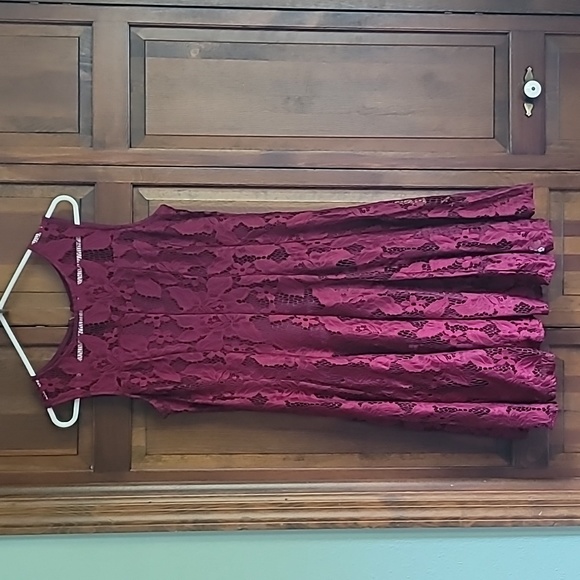 Ryan Michelle lace dress Lg burgandy lined sleeveless fit n flare coquette - Picture 1 of 7